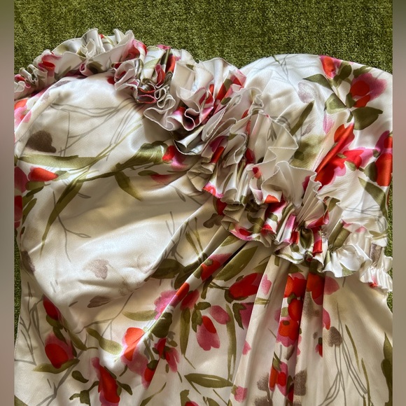 Maggie London Strapless Floral Dress - Picture 13 of 13